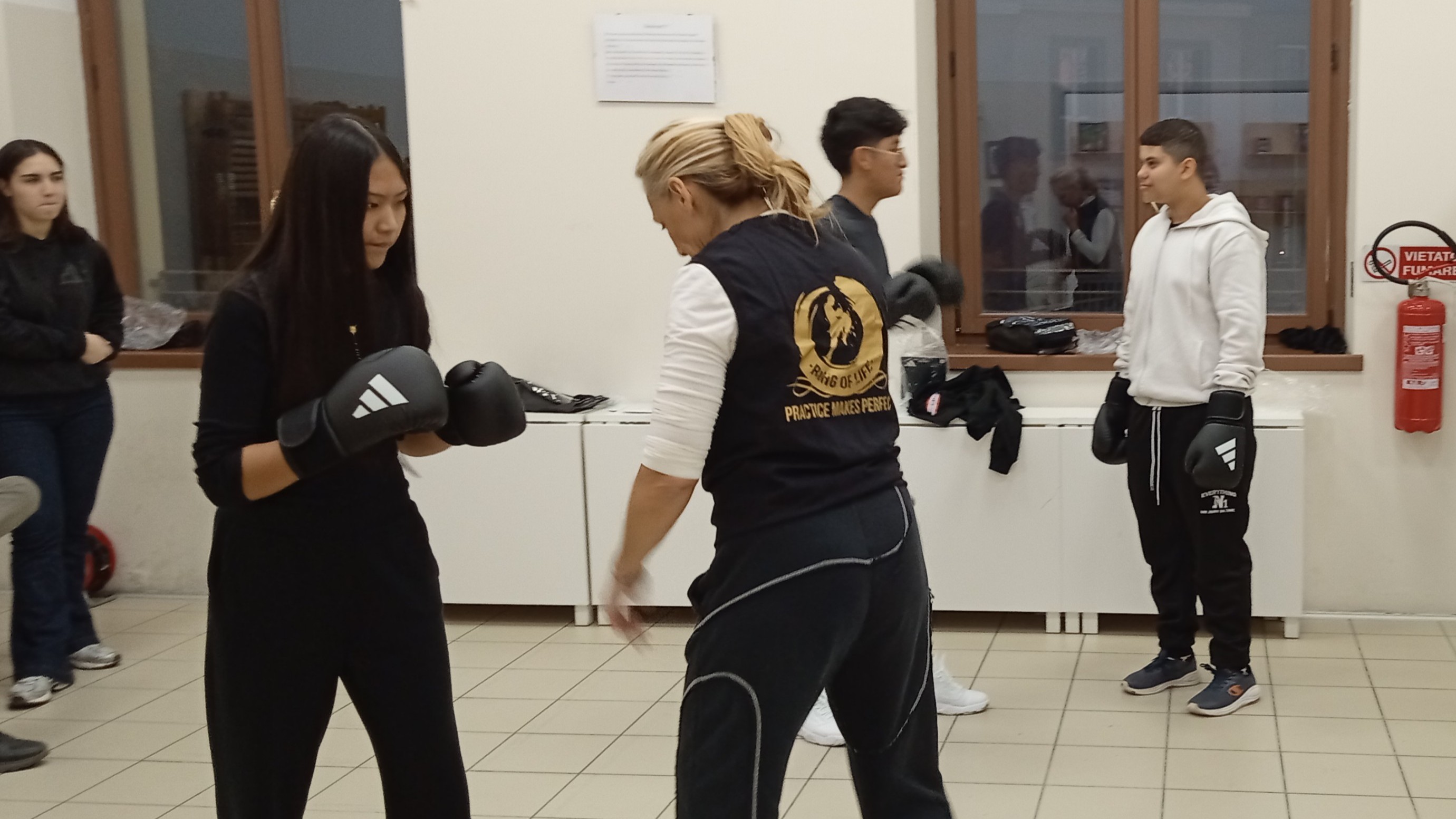 BOXE EDUCATIVA — RING OF LIFE ASD - APS