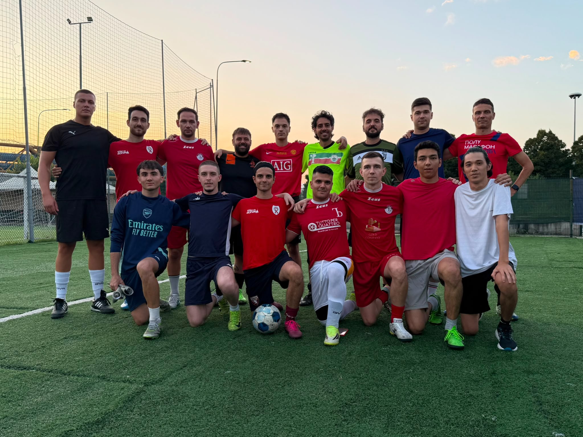 Allenamento Squadra Calcio Serale - Progetto Sociale Sportivo CIRILLICO — CONVOGLIO