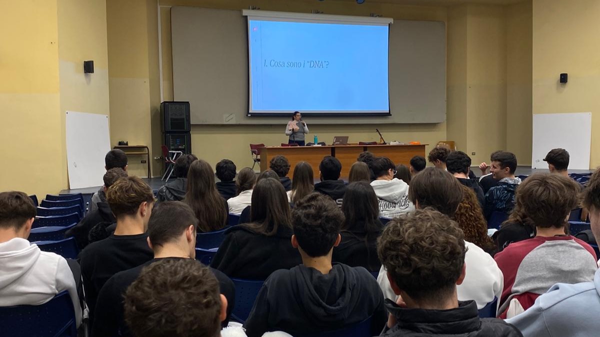 Peso Positivo va a Scuola — Peso Positivo - Associazione Famiglia Peppino Fumagalli ETS